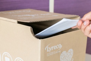 illustration RSE - Partenariat  Fellowes et Lyreco pour le recyclage du papier